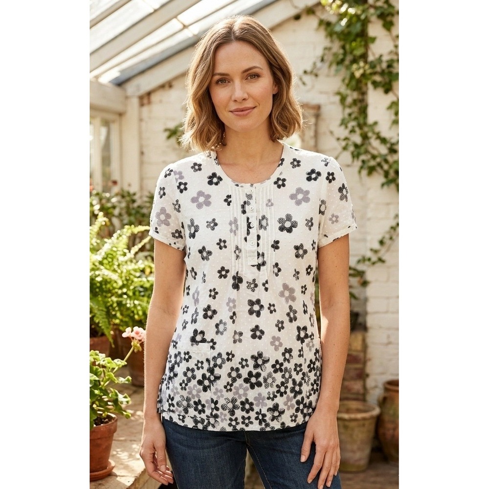 White Cross Womens Floral Scrub Top Cotton White Black Pockets Size M 647SDY NWT